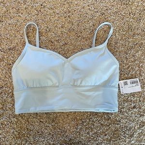 NWT LULULEMON LIGHT BLUE BRA